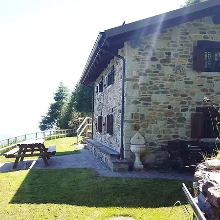 Chalet La Cort Holiday home Monno